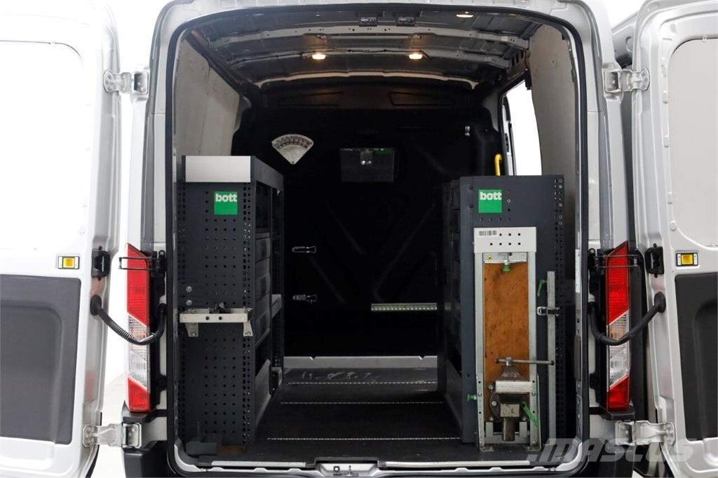 Ford Transit 2.0 TDCI L2H2 Trend Airco/Navi/Inrichting Andre lastebiler