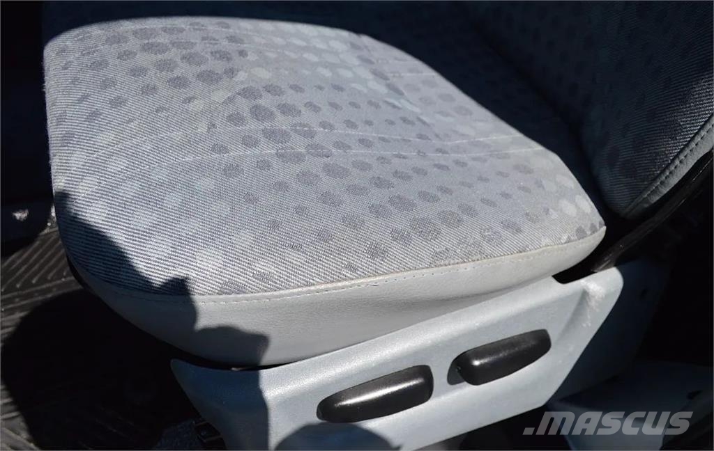 Ford Transit 2.2 9-sits TOP Ďalšie nákladné vozidlá