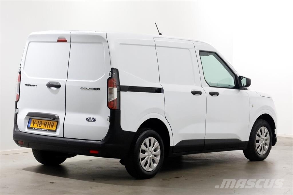 Ford Transit Courier 1.0 EcoBoost 100pk BENZINE Trend A Övriga bilar