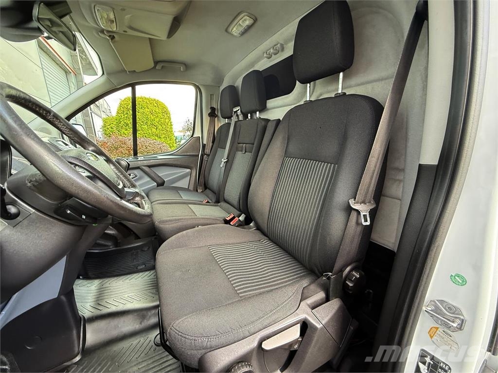 Ford Transit Custom Chłodnia Izoterma Otros camiones
