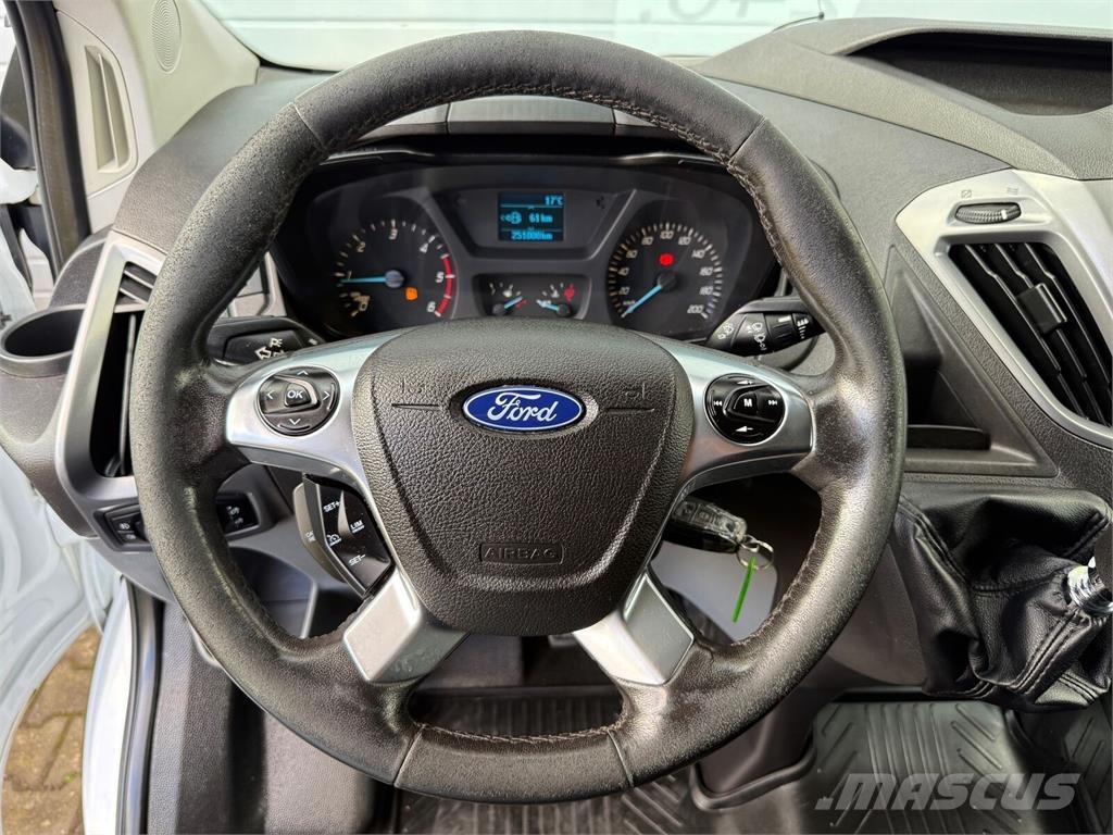 Ford Transit Custom Chłodnia Izoterma Otros camiones