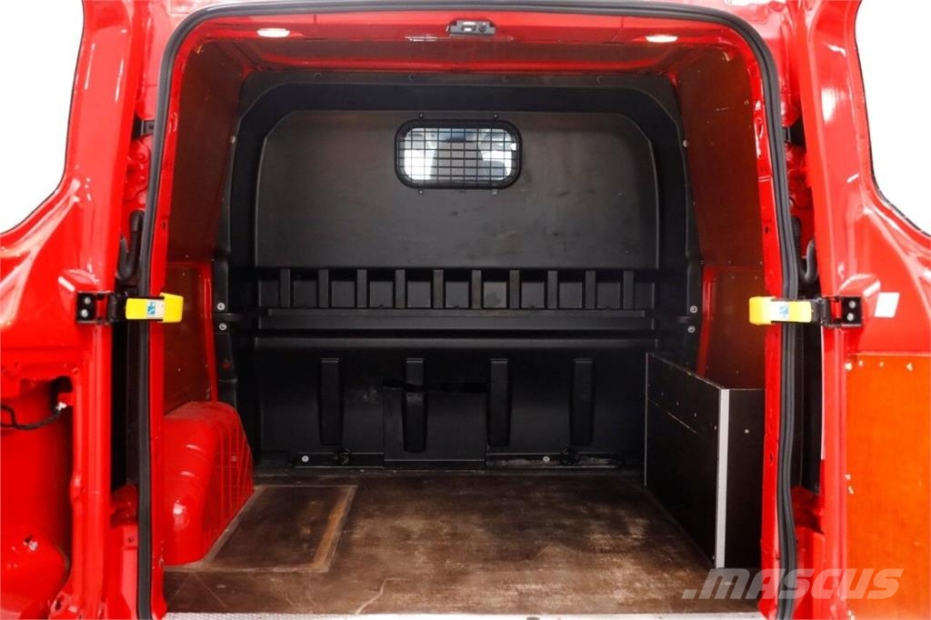 Ford Transit Custom 2.0 TDCI 130pk L1H1 Trend D.C. Airc Otros camiones