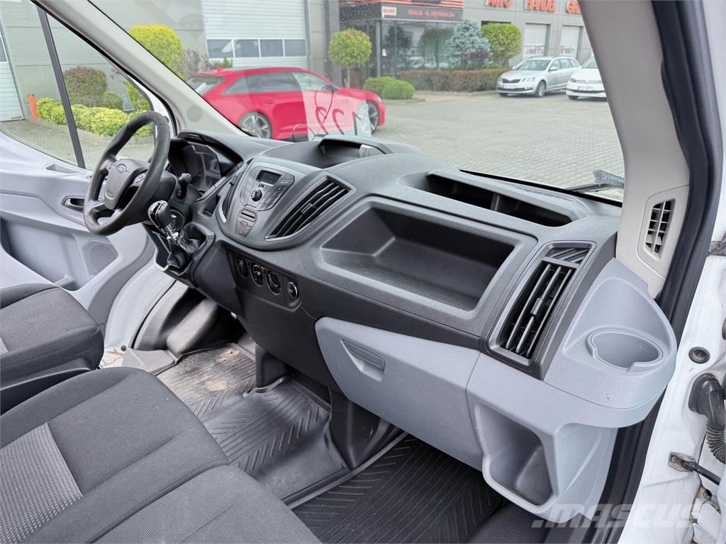 Ford Transit Doka 7-seaters + Box One Owner Otros camiones
