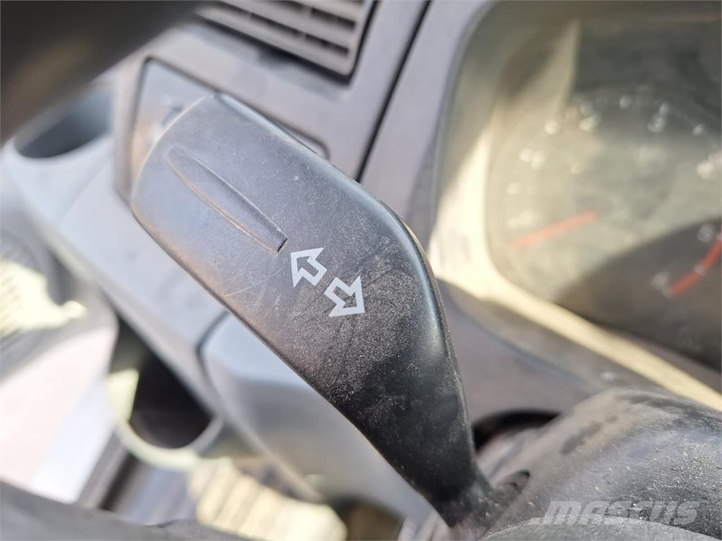 Ford Transit - Doka Pritsche/ 6 persons Další