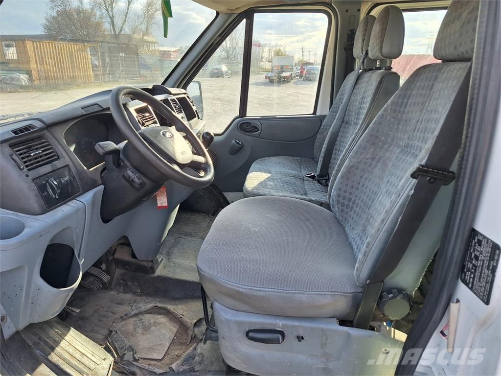 Ford Transit - Doka Pritsche/ 6 persons Další