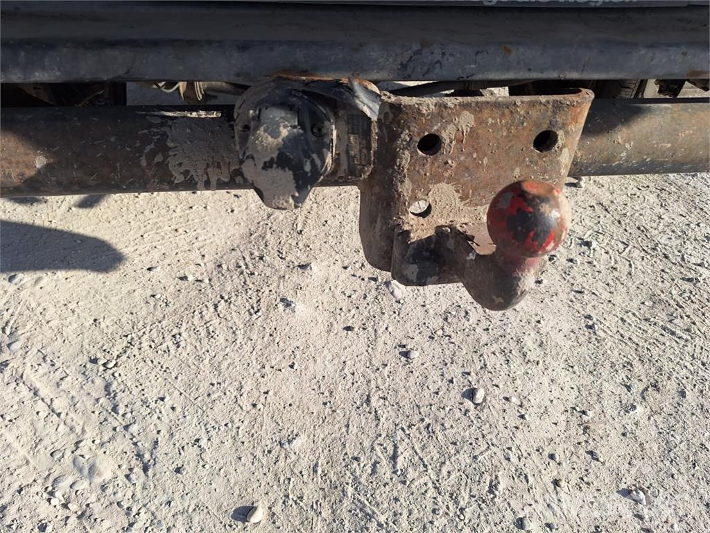 Ford Transit - Doka Pritsche/ 6 persons Další