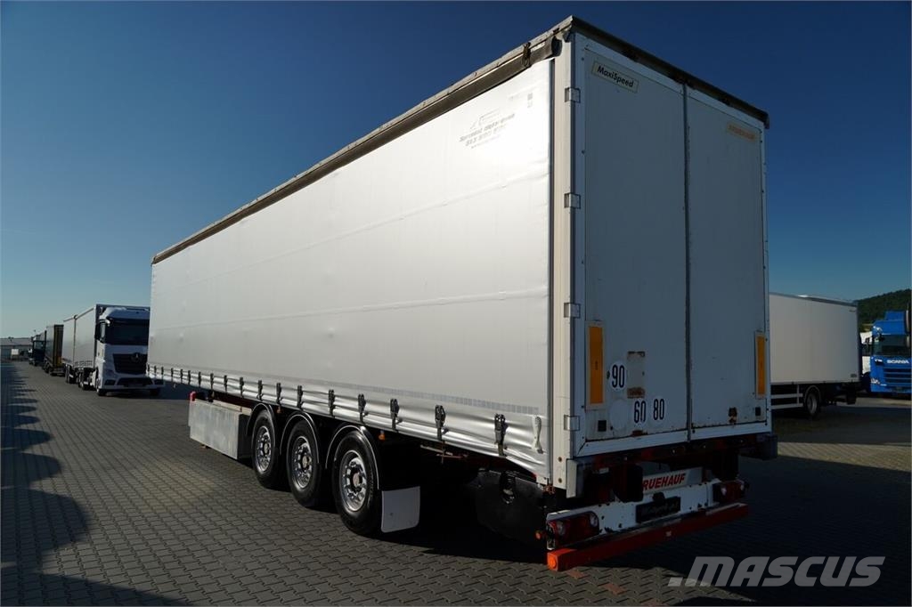 Fruehauf Semirremolques de caja de lona