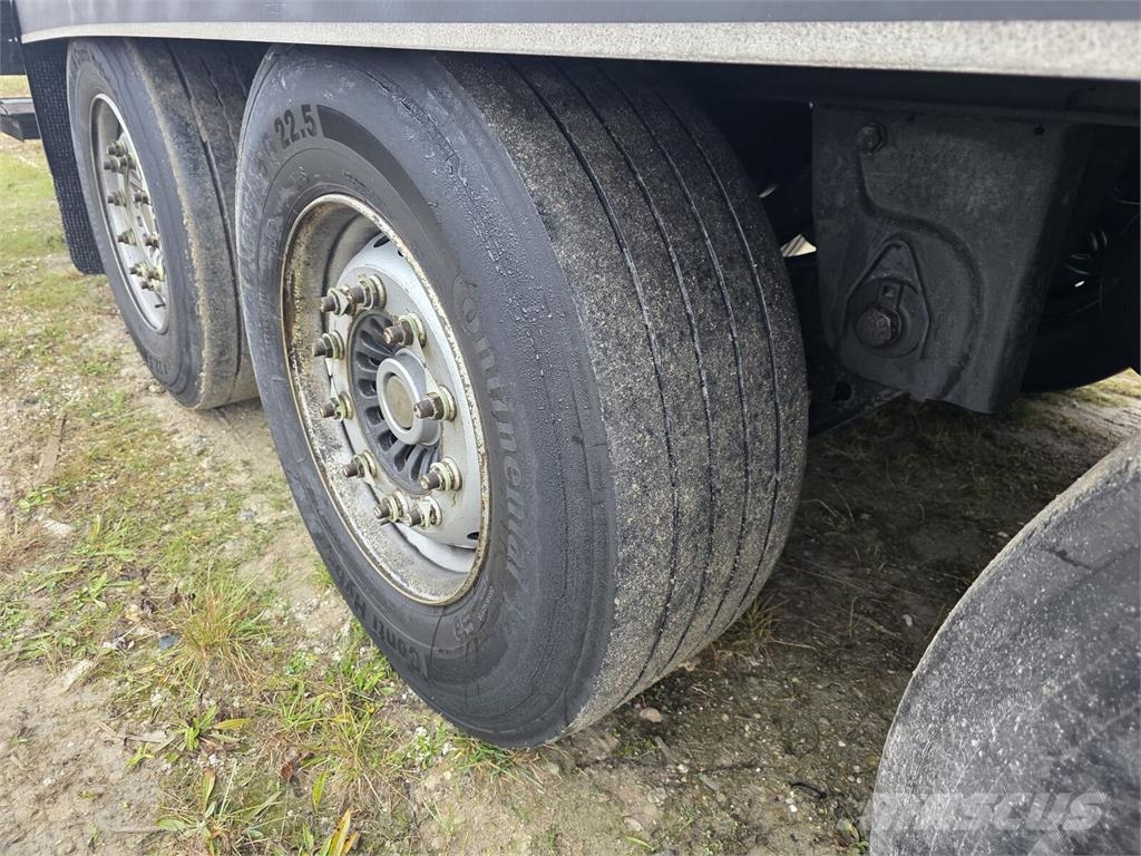 Fruehauf Carrier Vector 1950 MT frigo semi-trailer + DHolla Piekabes ar temperatūras kontroli