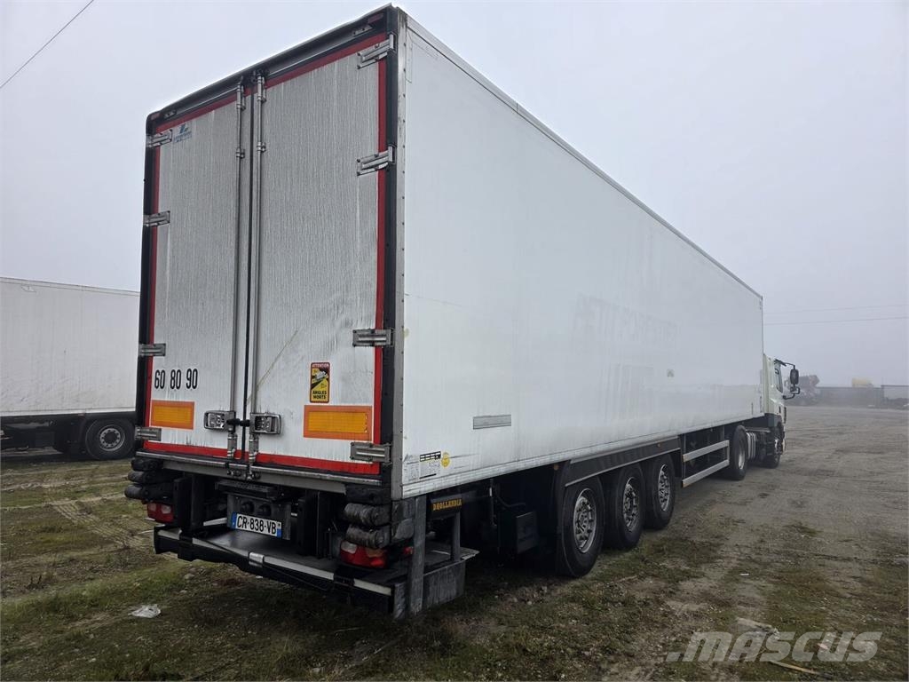 Fruehauf Carrier Vector 1950 MT frigo semi-trailer + DHolla Piekabes ar temperatūras kontroli
