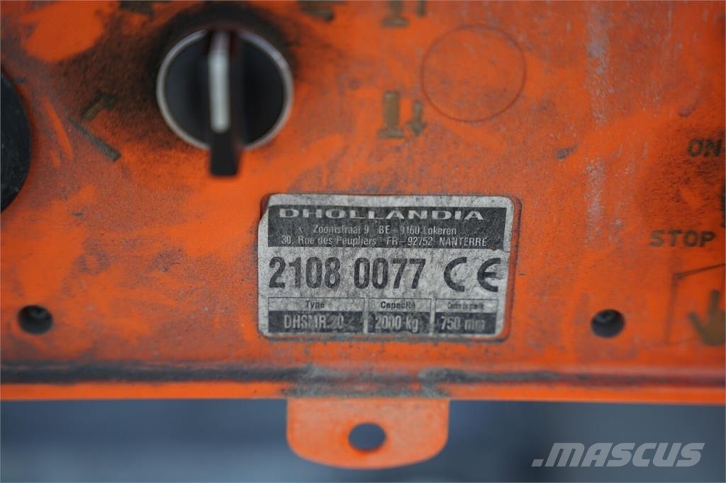 Fruehauf STANDARD Tentinės puspriekabės