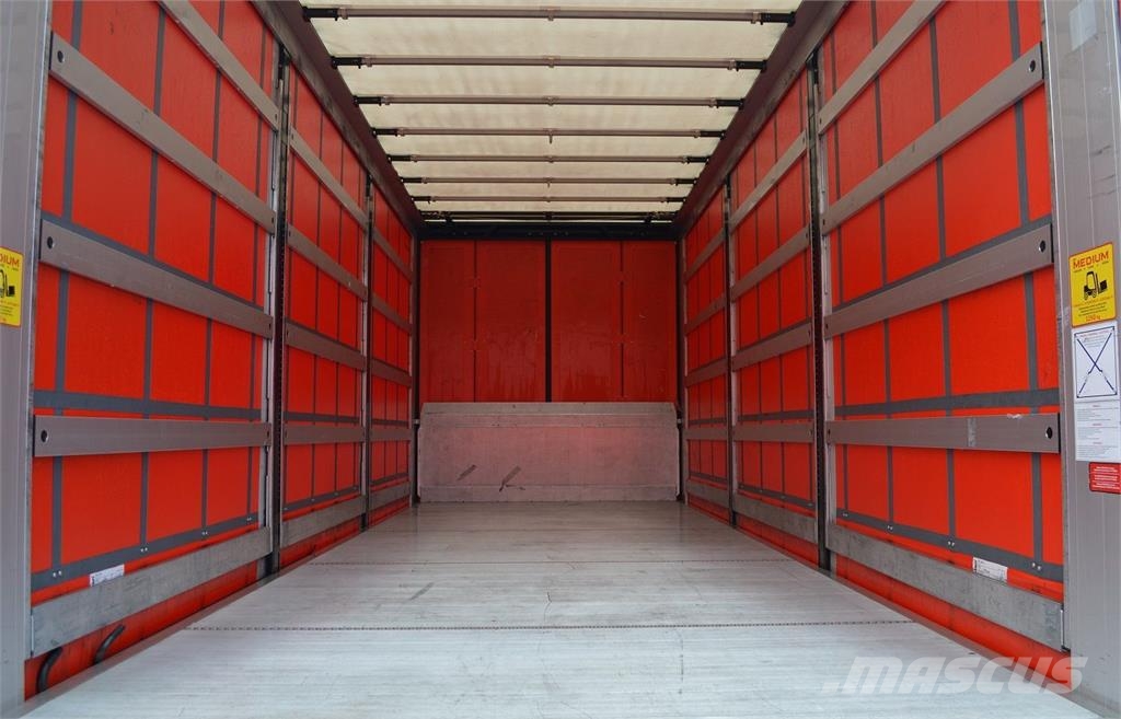 Gniotpol G4080 TRAILER CURTAIN TILT Rimorchi centinati