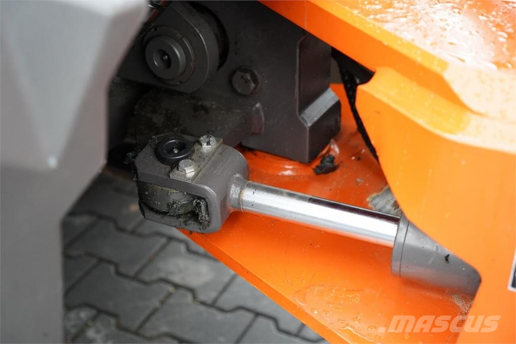 Hitachi ZW95 / ŁADOWARKA KOŁOWA / 2020 R / WIDŁY DO PALET Telescopic wheel loaders