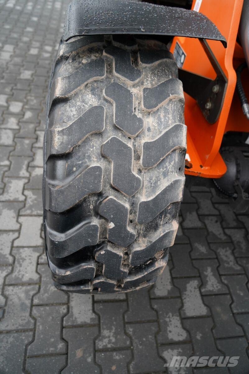 Hitachi ZW95 / ŁADOWARKA KOŁOWA / 2020 R / WIDŁY DO PALET Telescopic wheel loaders