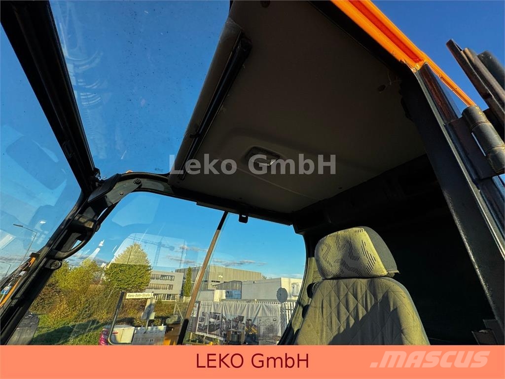 Hyundai Robex 55W.9 Wheeled excavators