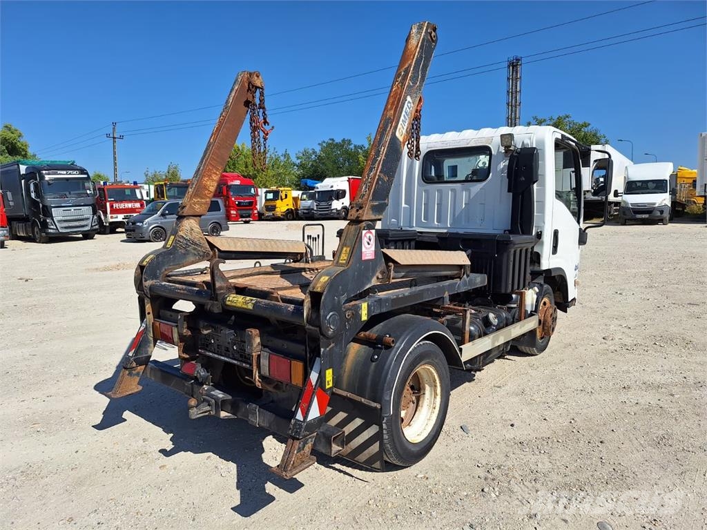 Isuzu 4X4 - container transport شاحنات لوادر