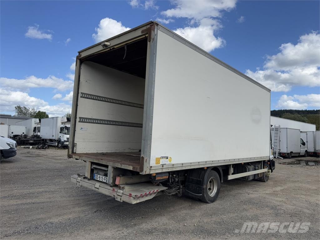 Iveco 100 E 18 nur für Teile Camiones con caja de remolque