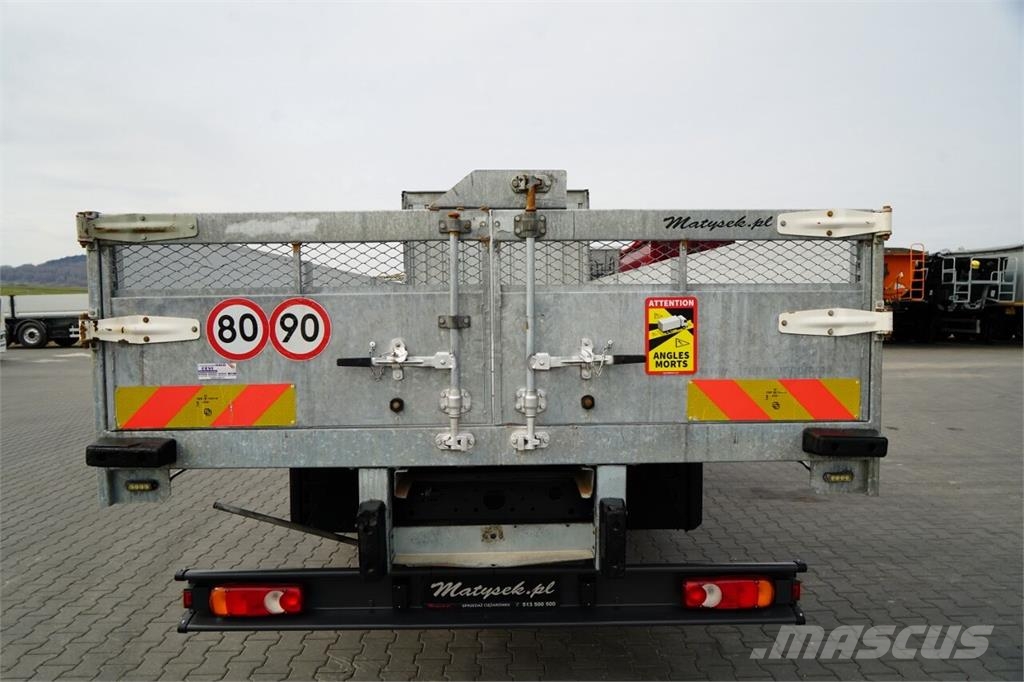 Iveco 180E25 Camiones de cama baja