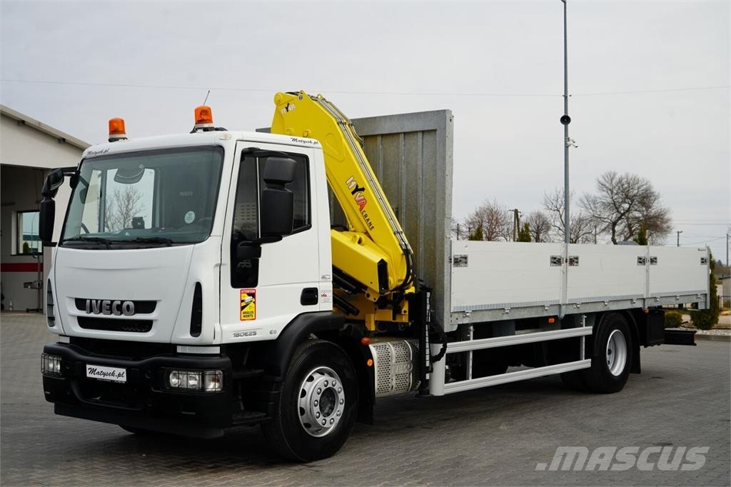 Iveco 180E25 Camiones de cama baja