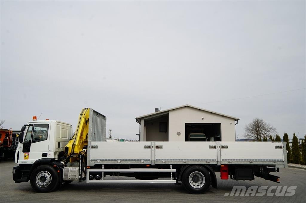 Iveco 180E25 Camiones de cama baja