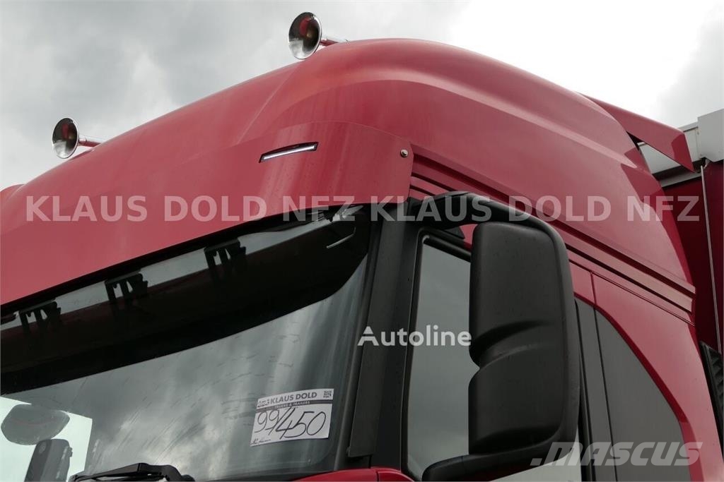Iveco AGL 290 Curtainsider Truck with Curtainsider Trail Camiones de caja de lona