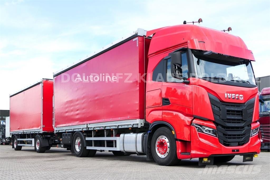 Iveco AGL 290 Curtainsider Truck with Curtainsider Trail Camiones de caja de lona
