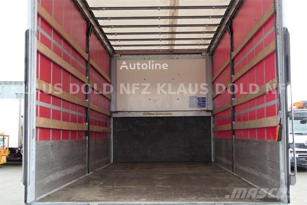 Iveco AGL 290 Curtainsider Truck with Curtainsider Trail Camiones de caja de lona