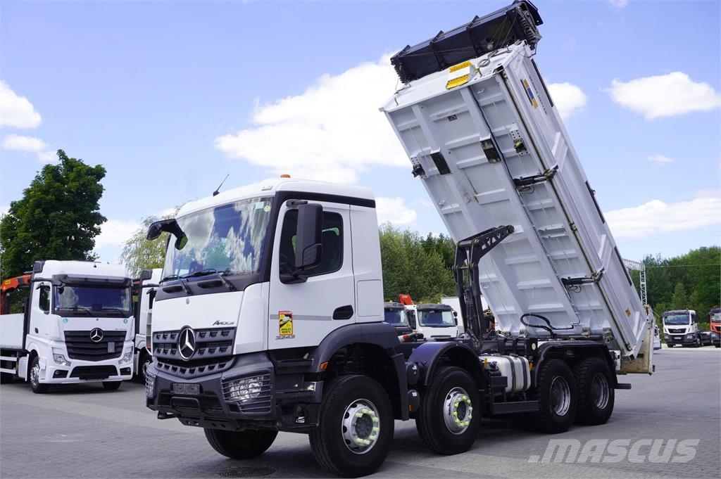 Iveco Arocs 3243 8x4 / 130 tho. km! / Meiller 2-way tipp Kipper
