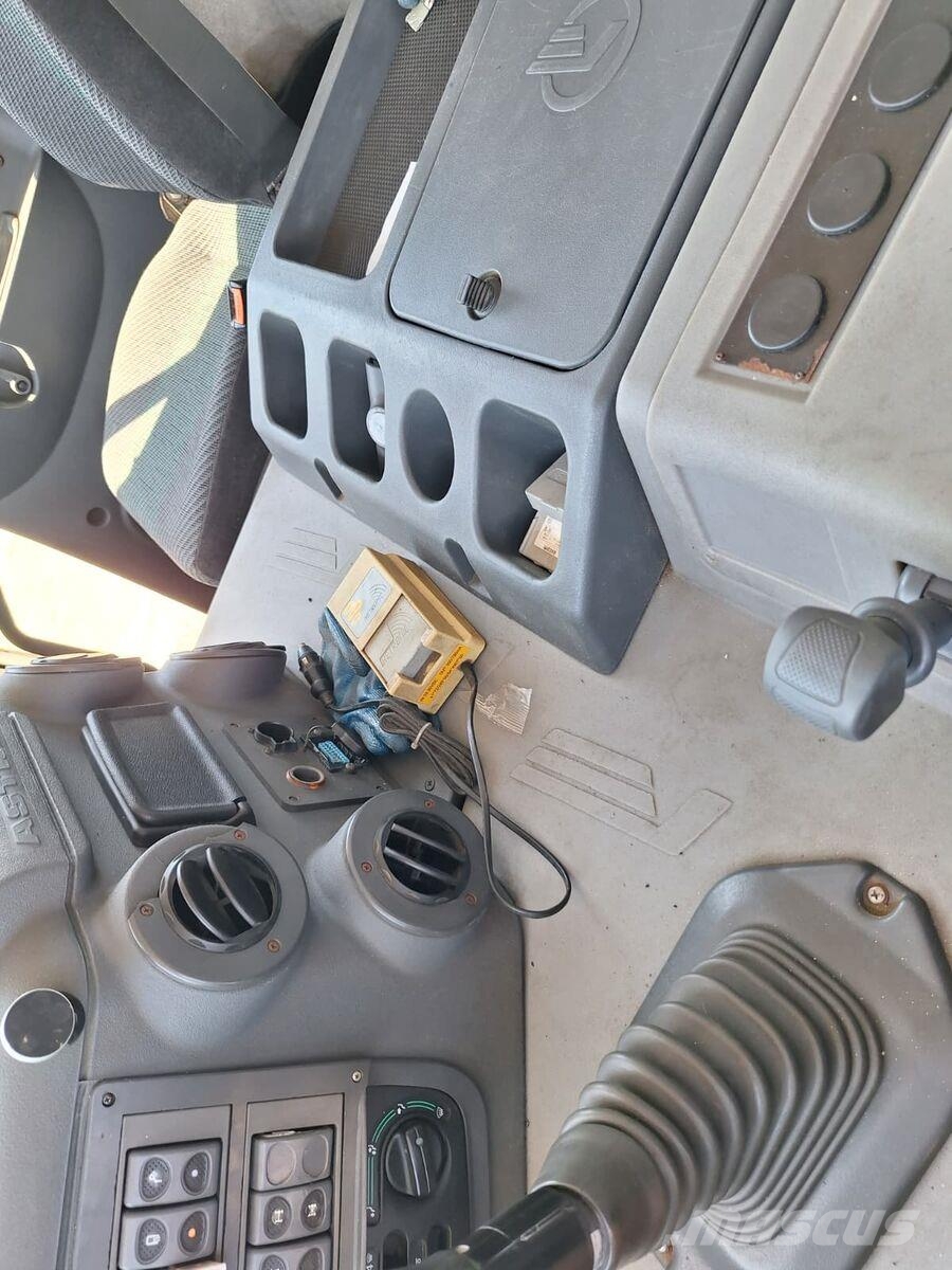 Iveco Astra Veicoli 84 44 - 8x4 / Cifa Magnum MK 28.4 .  شاحنات خرسانة