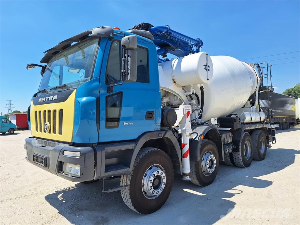 Iveco Astra Veicoli 84 44 - 8x4 / Cifa Magnum MK 28.4 .  شاحنات خرسانة