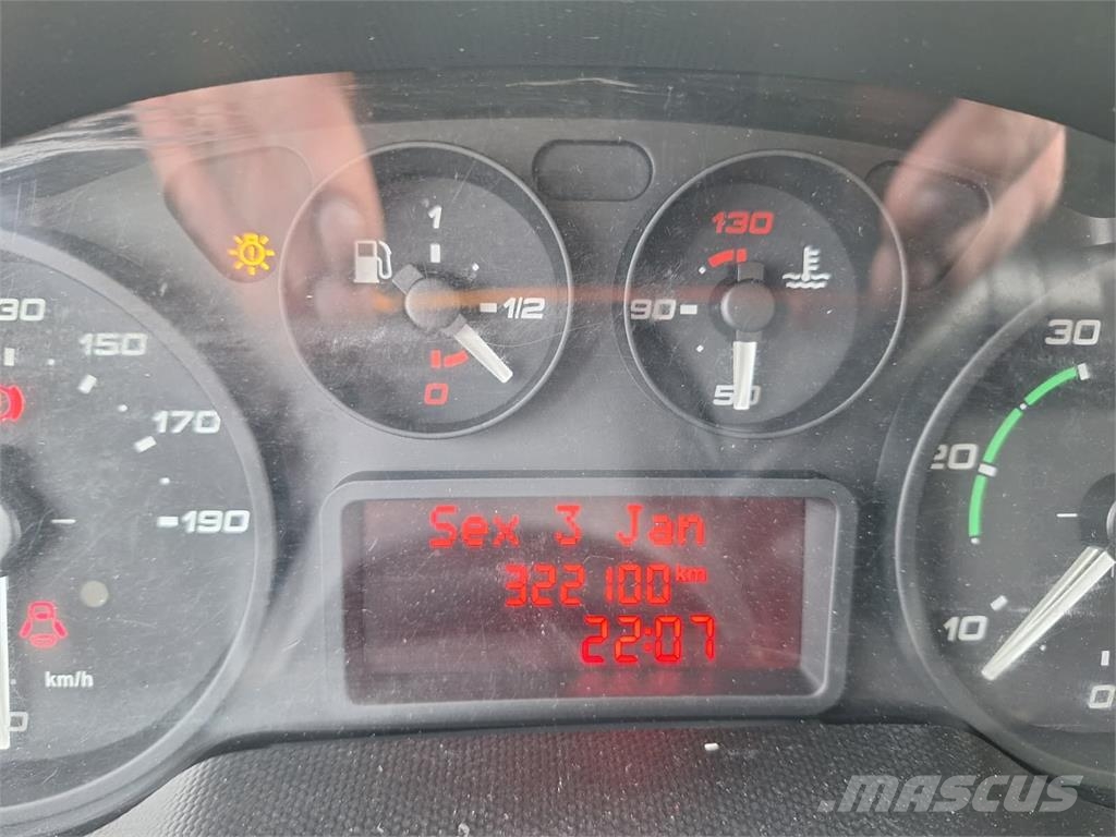 Iveco Daily 35-130 - Carrier Xarios 300 frigo Otros camiones