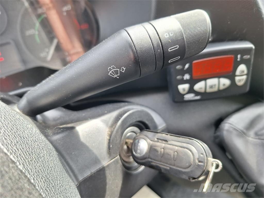 Iveco Daily 35-130 - Carrier Xarios 300 frigo Otros camiones