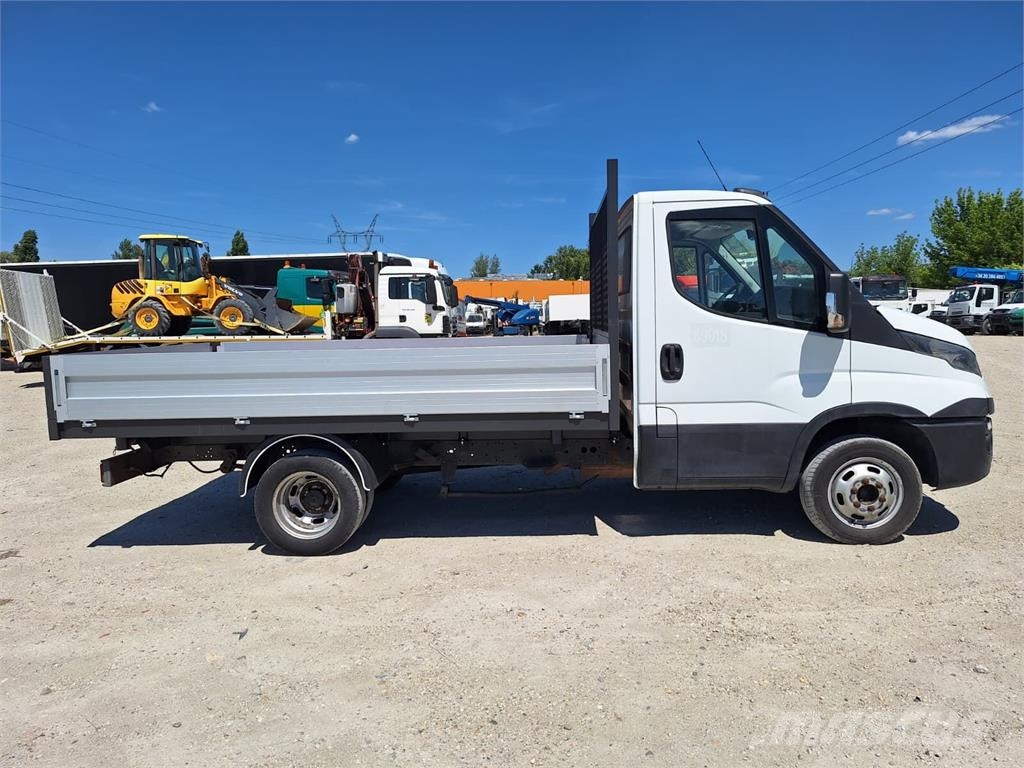 Iveco Daily 35-130 | 3 sided Tipper Kipper