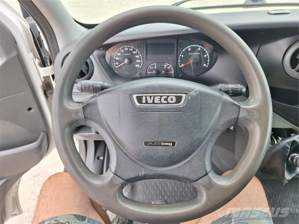 Iveco Daily 35 C 15 | Doka Plane + Ferrari 330 Crane Otros camiones