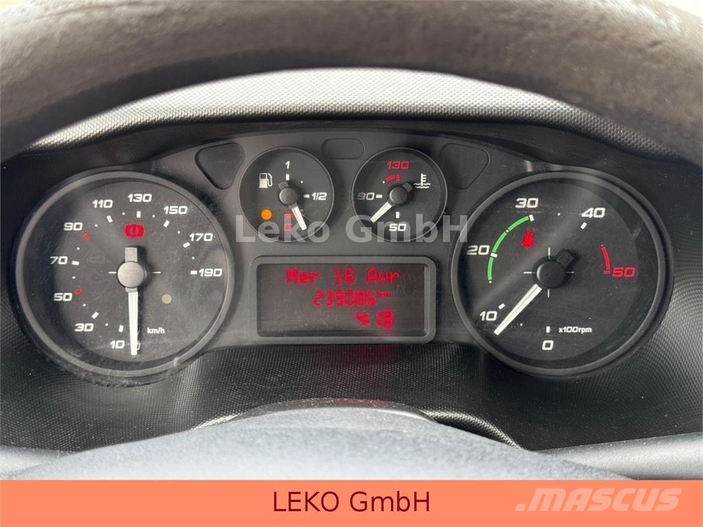 Iveco Daily 35C13 شاحنات أخرى