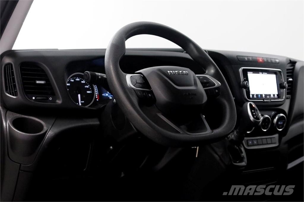 Iveco Daily 35S21 3.0 210pk L2H2 HiMatic Automaat Navi/C Autre camion