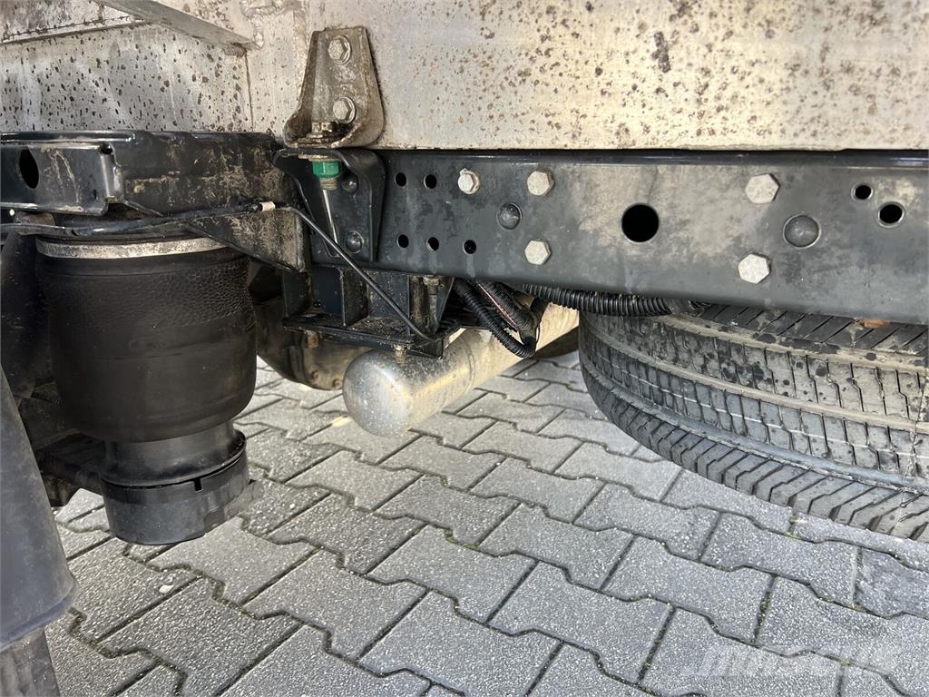 Iveco DAILY 35S18 AUTOTRANSPORTER ABSCHLEPPWAGEN LAWETA Anders