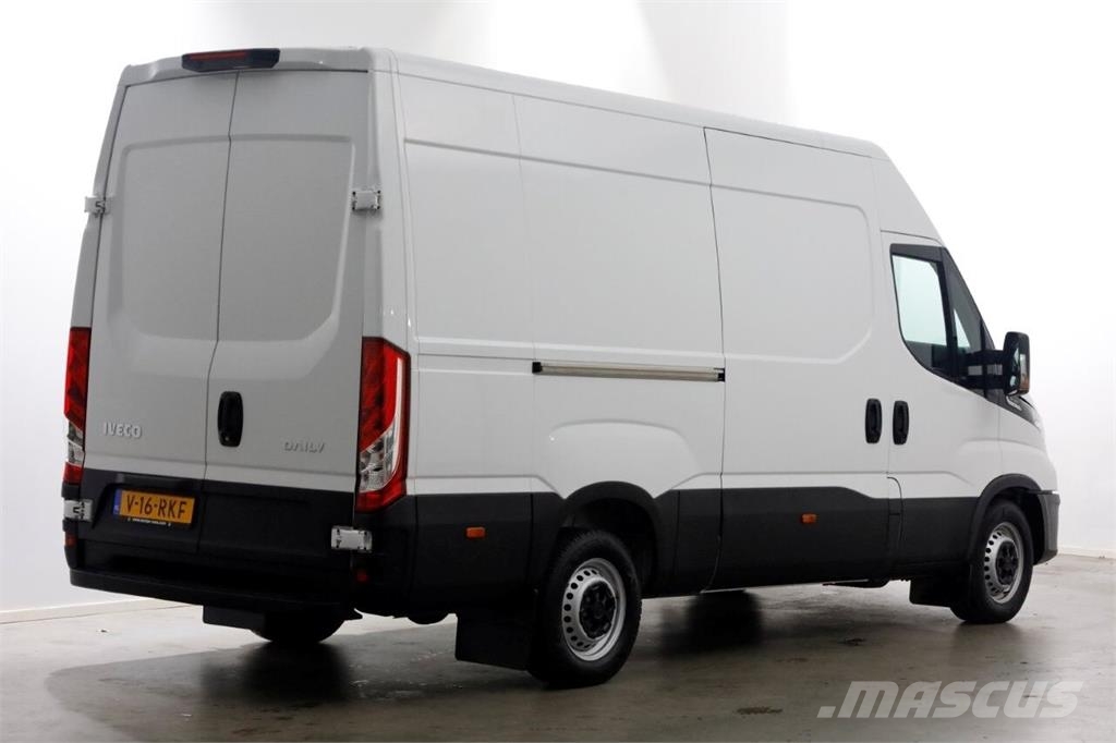 Iveco Daily 35S21 3.0 210pk L2H2 HiMatic Automaat Navi/C Autre camion