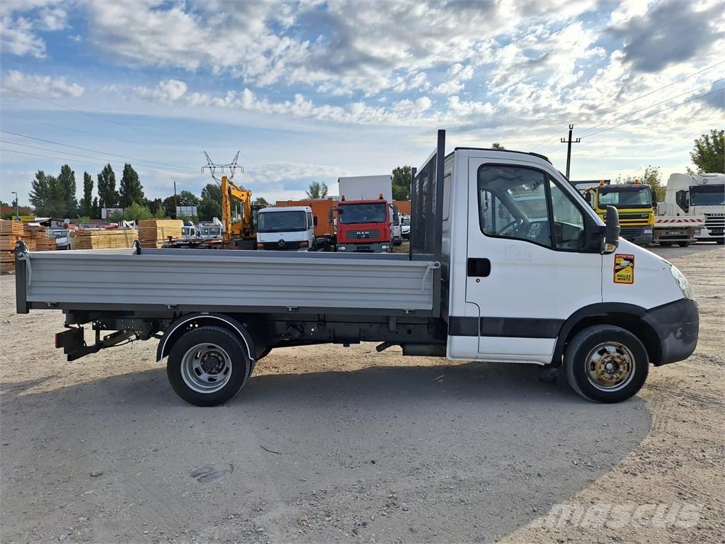Iveco Daily 50 C 15 - 3 sided Tipper Kipper