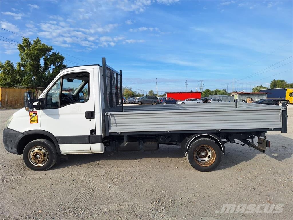 Iveco Daily 50 C 15 - 3 sided Tipper Kipper
