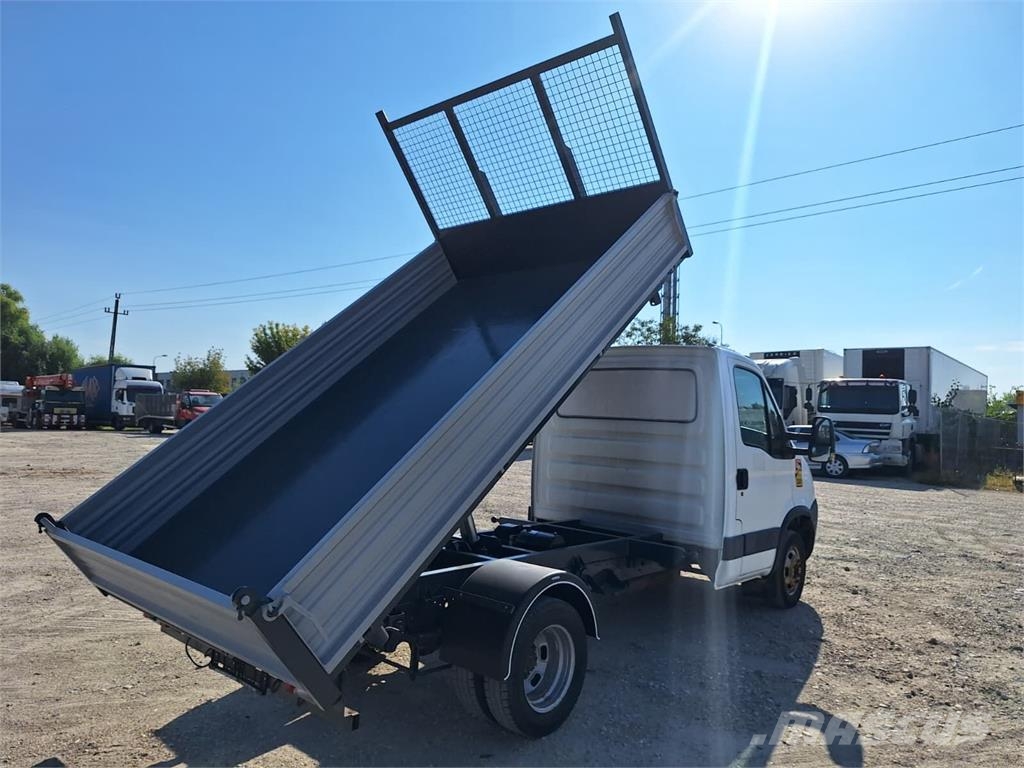 Iveco Daily 50 C 15 - 3 sided Tipper Kipper