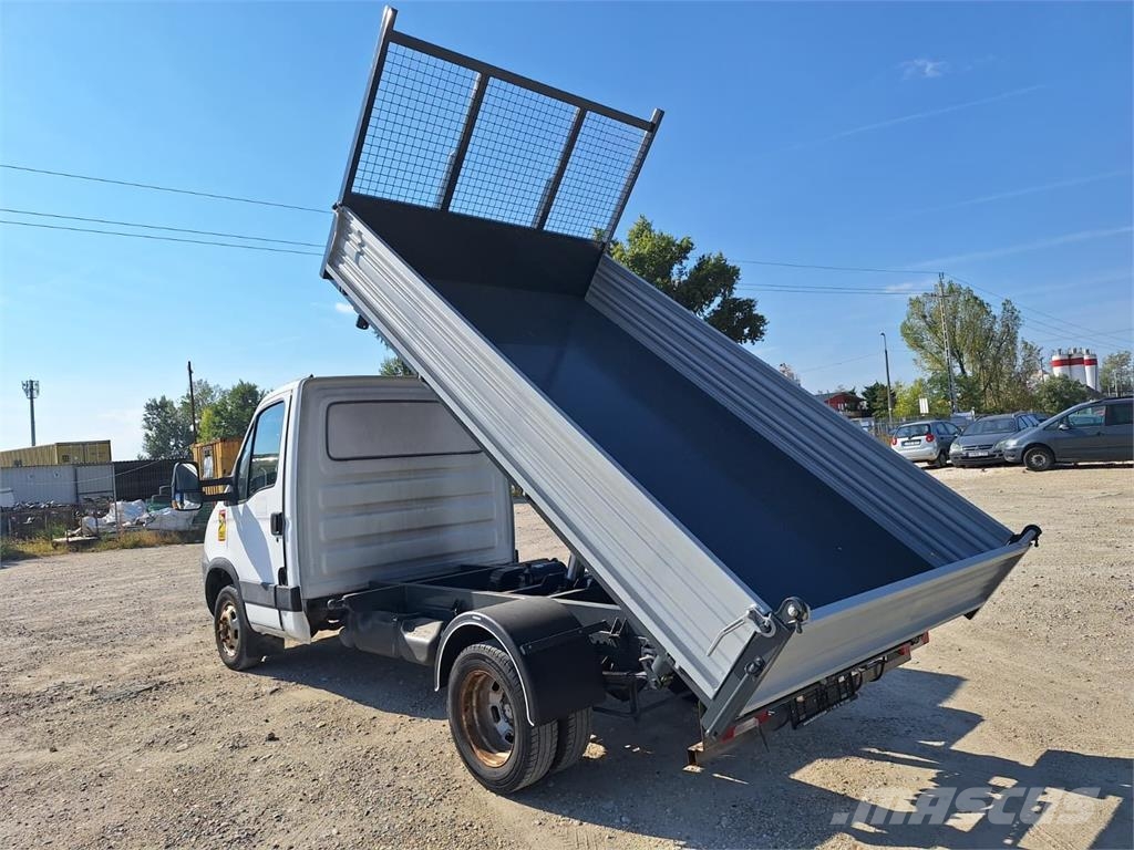 Iveco Daily 50 C 15 - 3 sided Tipper Kipper