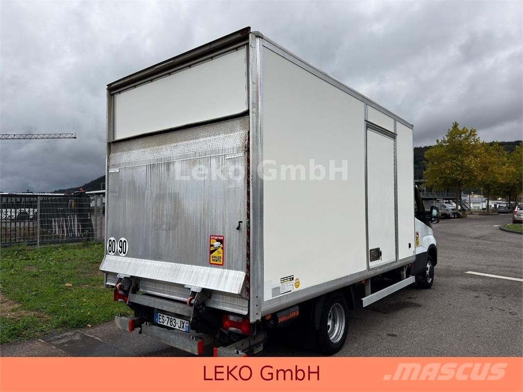 Iveco Daily 50C18 شاحنات ذات هيكل صندوقي