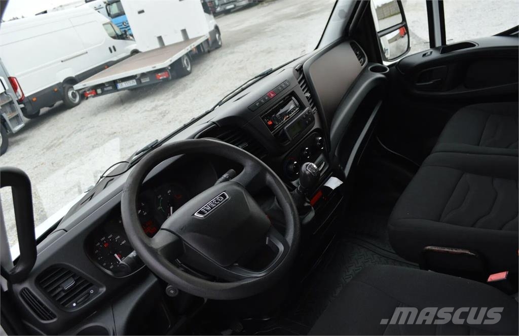 Iveco DAILY 60C15 REFRIGERATOR + SIDE AND REAR DOORS, LI Kamioni hladnjače