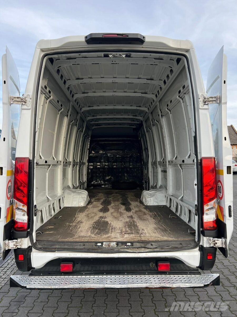 Iveco DAILY 60C18 FURGON L4H2 Otros camiones
