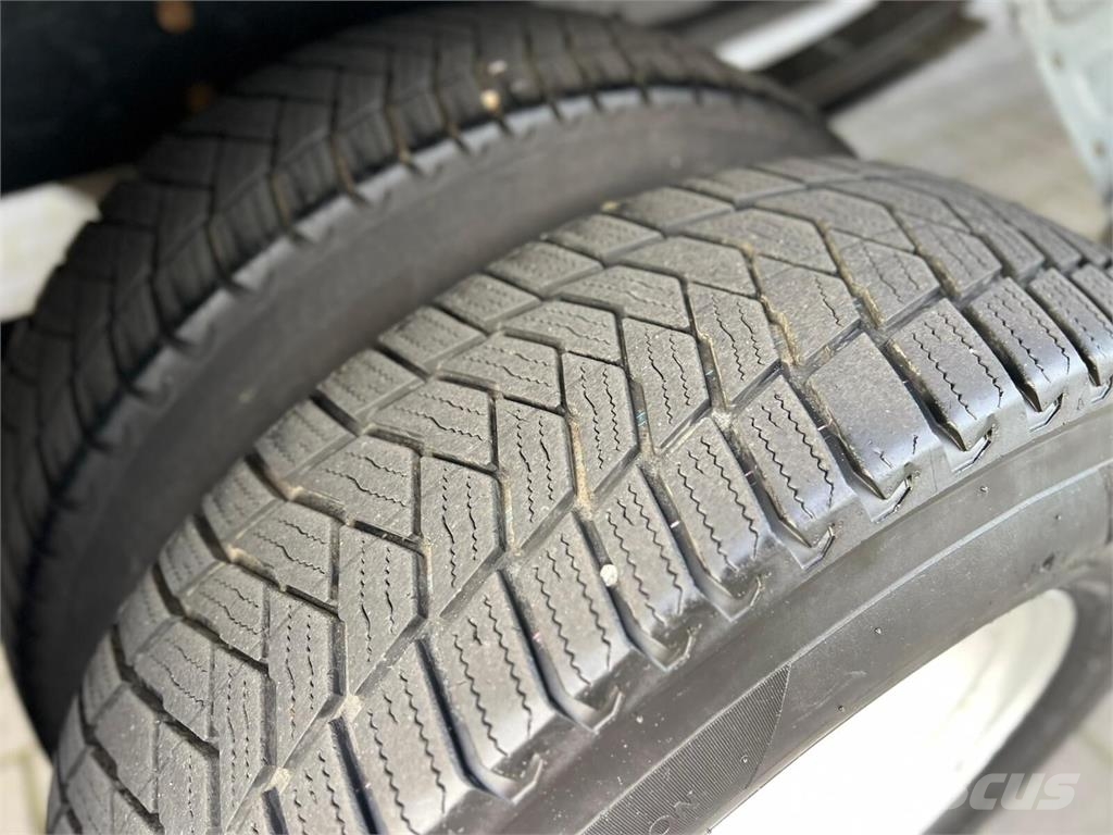 Iveco DAILY 60C18 FURGON L4H2 Otros camiones