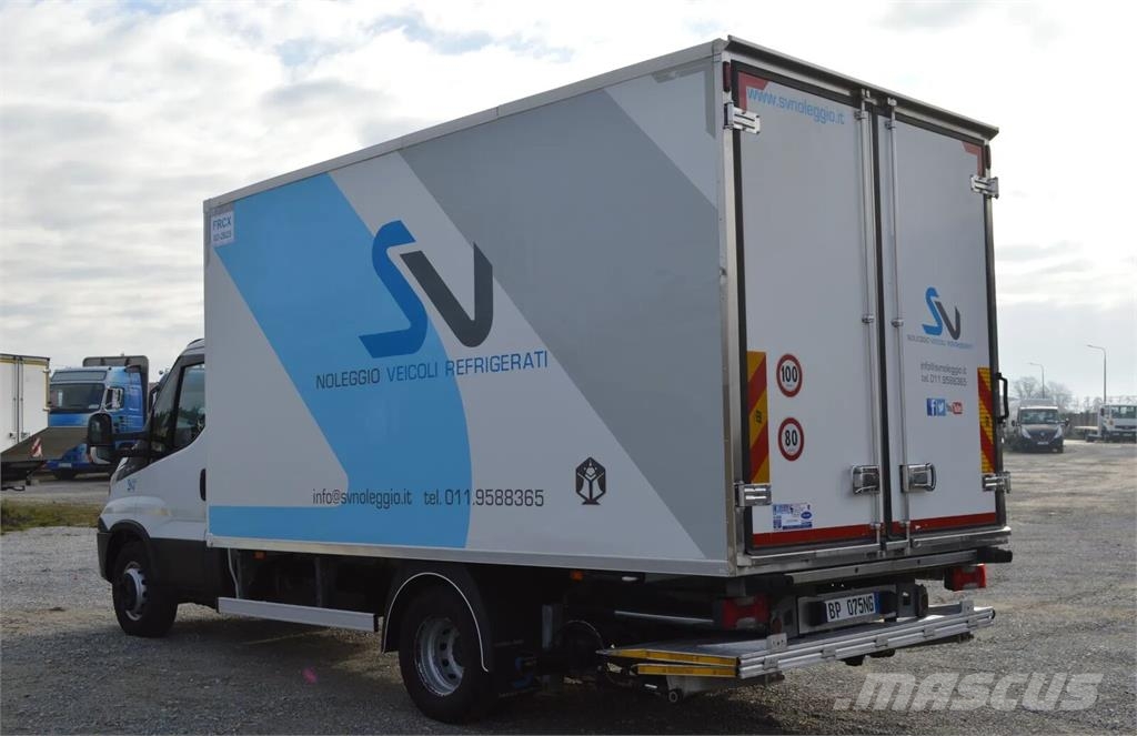 Iveco DAILY 60C15 REFRIGERATOR + SIDE AND REAR DOORS, LI Kamioni hladnjače