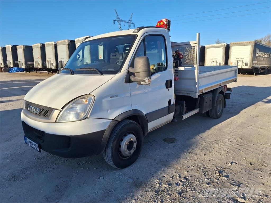Iveco Daily 65C15 - Tipper + FASSI F28 A Crane - 6,5t Kipper