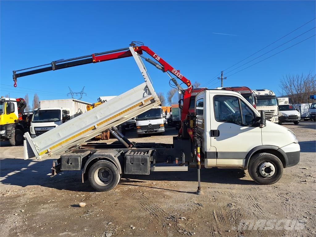 Iveco Daily 65C15 - Tipper + FASSI F28 A Crane - 6,5t Kipper
