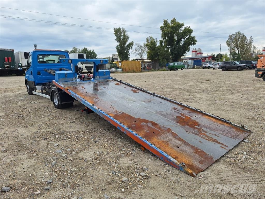 Iveco Daily 72-150 - hydro platform + winch - car transp Puksiirid