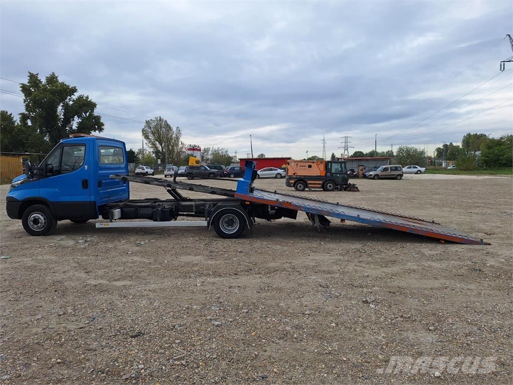 Iveco Daily 72-150 - hydro platform + winch - car transp Puksiirid